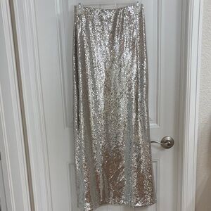 By Together Shimmering Silver Sequin Pencil Skirt